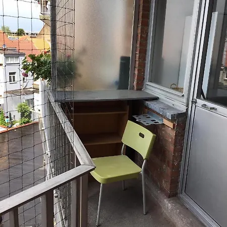 Sunny Studio In Brussels, With A Balcony View Of The Basil. Apartment